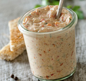 HUFFMAN’S RED PEPPER & CUCUMBER DIP